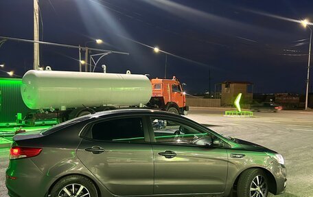 KIA Rio III рестайлинг, 2016 год, 740 000 рублей, 6 фотография