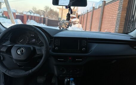 Skoda Rapid II, 2020 год, 950 000 рублей, 13 фотография