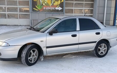 Mitsubishi Carisma I, 2003 год, 285 000 рублей, 4 фотография