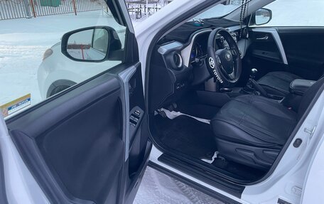 Toyota RAV4, 2012 год, 1 680 000 рублей, 11 фотография