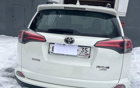 Toyota RAV4, 2016 год, 2 600 000 рублей, 3 фотография