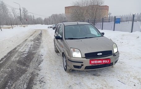 Ford Fusion I, 2003 год, 269 000 рублей, 2 фотография