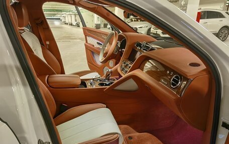 Bentley Bentayga I, 2022 год, 25 844 000 рублей, 9 фотография