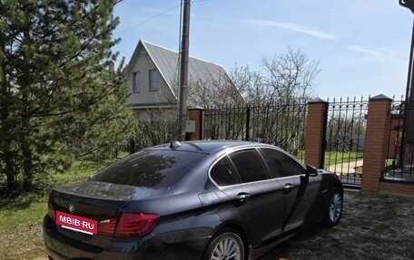 BMW 5 серия, 2011 год, 950 000 рублей, 5 фотография