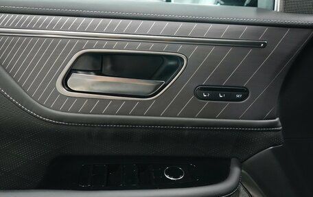 Infiniti QX80, 2024 год, 16 799 000 рублей, 12 фотография