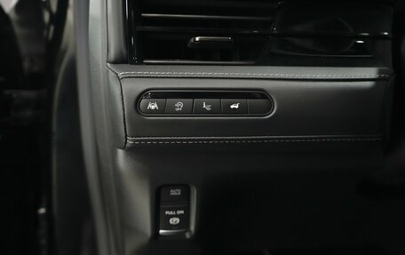 Infiniti QX80, 2024 год, 16 799 000 рублей, 13 фотография