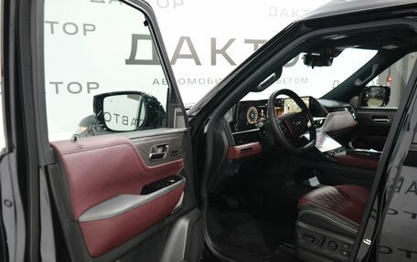 Infiniti QX80, 2024 год, 16 799 000 рублей, 10 фотография