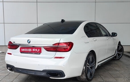 BMW 7 серия, 2016 год, 3 980 000 рублей, 2 фотография