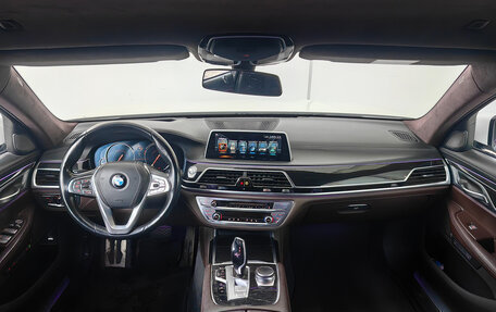 BMW 7 серия, 2016 год, 3 980 000 рублей, 9 фотография