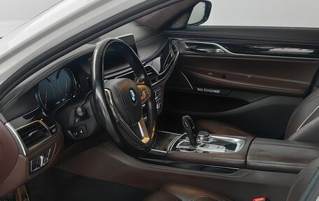 BMW 7 серия, 2016 год, 3 980 000 рублей, 7 фотография