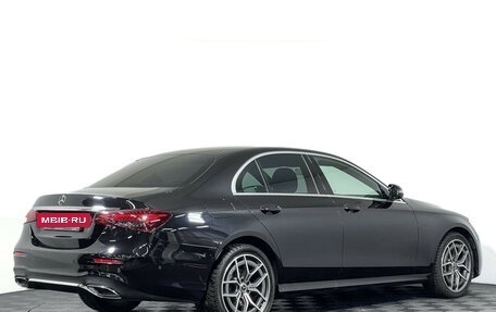 Mercedes-Benz E-Класс, 2021 год, 5 195 000 рублей, 5 фотография