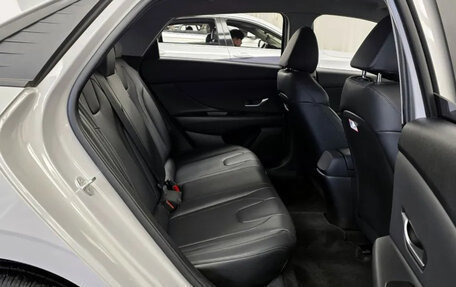Hyundai Avante, 2021 год, 1 890 000 рублей, 12 фотография
