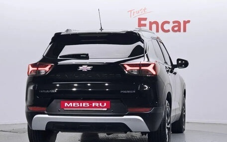 Chevrolet TrailBlazer, 2022 год, 1 990 000 рублей, 2 фотография