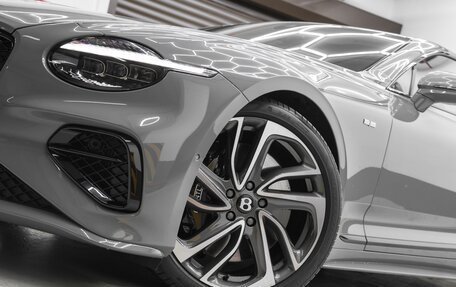 Bentley Continental GT, 2025 год, 47 500 000 рублей, 12 фотография