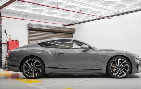 Bentley Continental GT, 2025 год, 47 500 000 рублей, 13 фотография