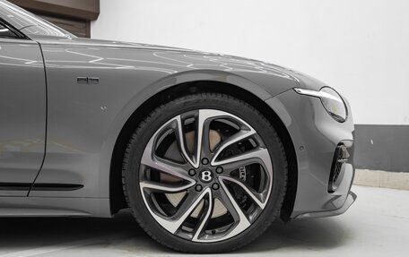 Bentley Continental GT, 2025 год, 47 500 000 рублей, 14 фотография