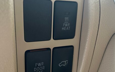 Toyota Land Cruiser 200, 2013 год, 4 100 000 рублей, 26 фотография