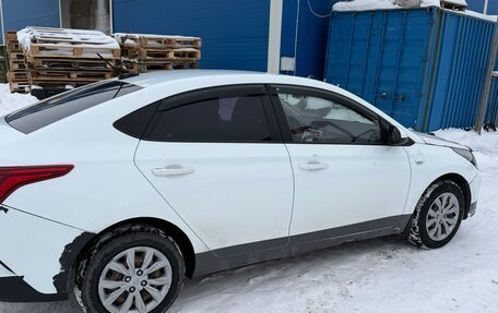 Hyundai Solaris II рестайлинг, 2021 год, 1 150 000 рублей, 3 фотография