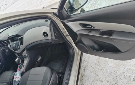 Chevrolet Cruze II, 2012 год, 745 000 рублей, 6 фотография