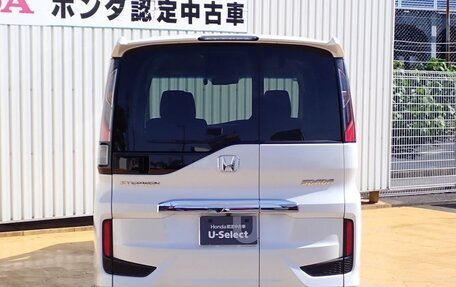 Honda Stepwgn IV, 2021 год, 2 110 000 рублей, 7 фотография