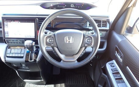 Honda Stepwgn IV, 2021 год, 2 110 000 рублей, 15 фотография