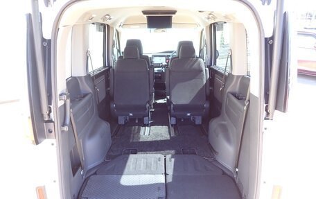 Honda Stepwgn IV, 2021 год, 2 110 000 рублей, 13 фотография