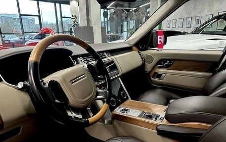 Land Rover Range Rover IV рестайлинг, 2019 год, 10 500 000 рублей, 10 фотография