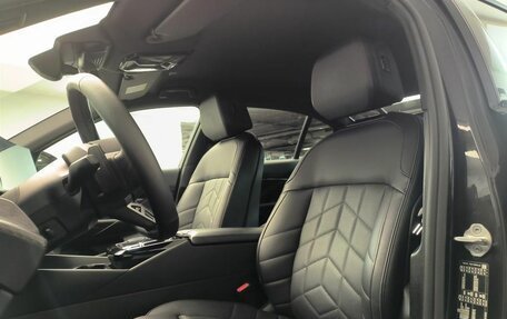 BMW 5 серия, 2025 год, 12 600 000 рублей, 17 фотография