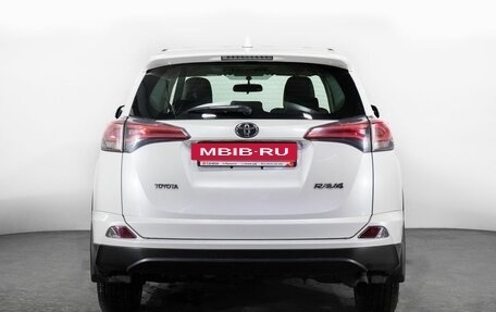 Toyota RAV4, 2016 год, 2 250 000 рублей, 4 фотография