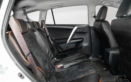 Toyota RAV4, 2016 год, 2 250 000 рублей, 7 фотография