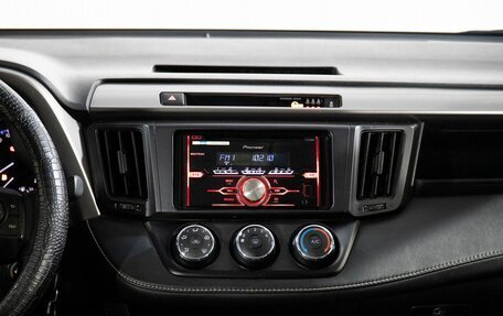 Toyota RAV4, 2016 год, 2 250 000 рублей, 13 фотография