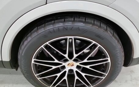 Porsche Cayenne III, 2024 год, 15 520 000 рублей, 9 фотография