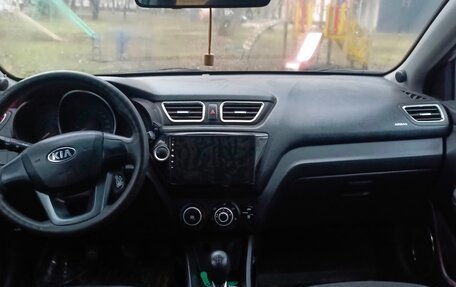 KIA Rio III рестайлинг, 2013 год, 730 000 рублей, 4 фотография