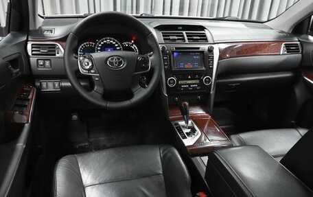 Toyota Camry, 2014 год, 1 739 000 рублей, 6 фотография