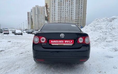 Volkswagen Jetta VI, 2010 год, 585 000 рублей, 3 фотография