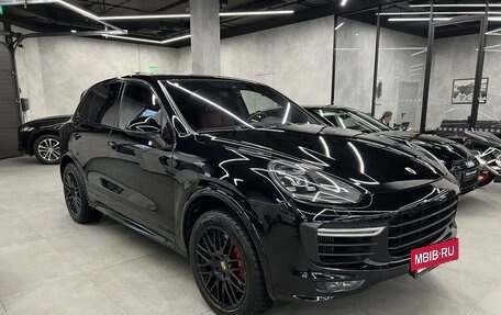 Porsche Cayenne III, 2016 год, 4 900 000 рублей, 2 фотография
