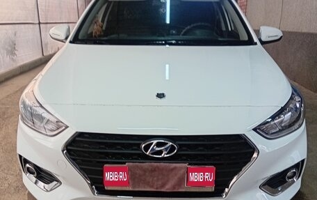 Hyundai Solaris II рестайлинг, 2019 год, 1 550 000 рублей, 1 фотография