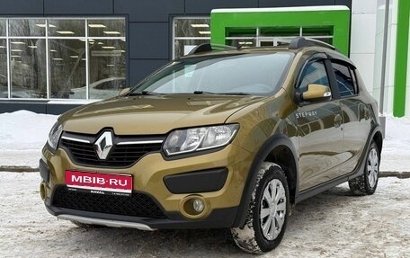 Renault Sandero II рестайлинг, 2018 год, 925 000 рублей, 1 фотография