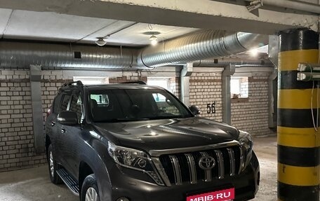 Toyota Land Cruiser Prado 150 рестайлинг 2, 2014 год, 3 890 000 рублей, 1 фотография
