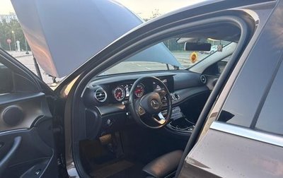 Mercedes-Benz E-Класс, 2016 год, 2 800 000 рублей, 1 фотография