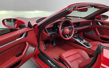 Porsche 911, 2022 год, 22 950 000 рублей, 3 фотография