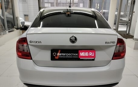 Skoda Rapid I, 2015 год, 1 050 000 рублей, 5 фотография
