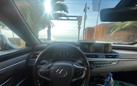 Lexus ES VII, 2018 год, 3 200 000 рублей, 13 фотография