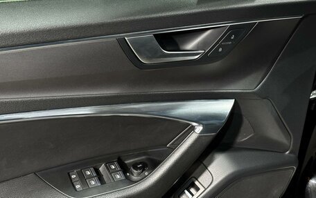 Audi A6, 2021 год, 2 300 000 рублей, 13 фотография