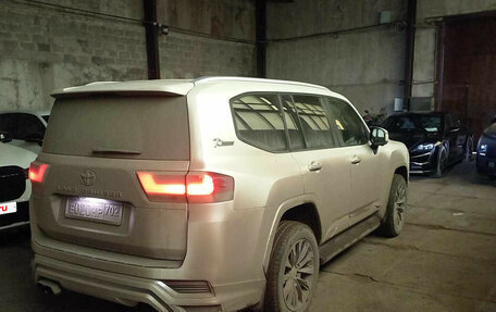 Toyota Land Cruiser, 2022 год, 11 120 000 рублей, 2 фотография