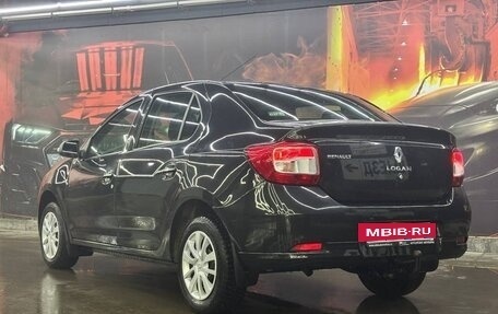 Renault Logan II, 2018 год, 899 000 рублей, 2 фотография