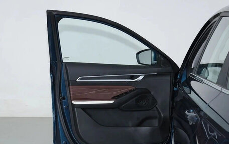 Geely Emgrand, 2025 год, 1 900 000 рублей, 13 фотография