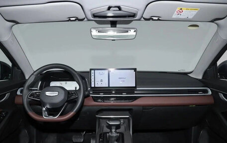 Geely Emgrand, 2025 год, 1 900 000 рублей, 21 фотография