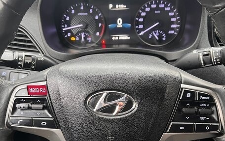 Hyundai Solaris II рестайлинг, 2021 год, 1 000 000 рублей, 6 фотография