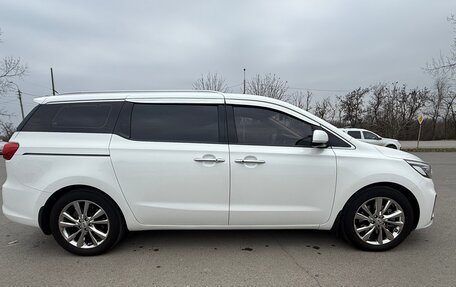 KIA Carnival III, 2020 год, 3 500 000 рублей, 7 фотография